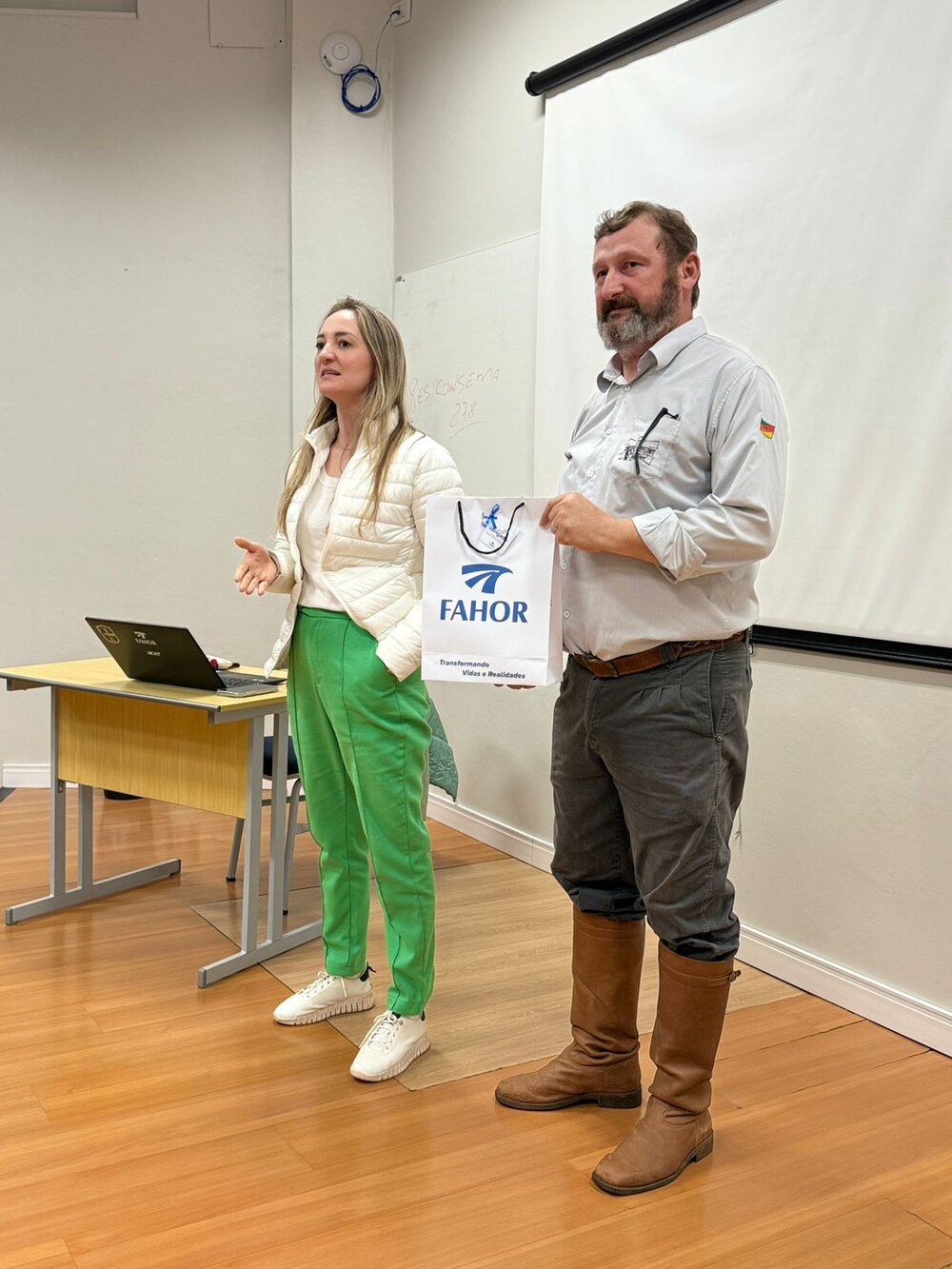 WhatsApp Image 2025-09-18 at 15.09.12 (4).jpeg