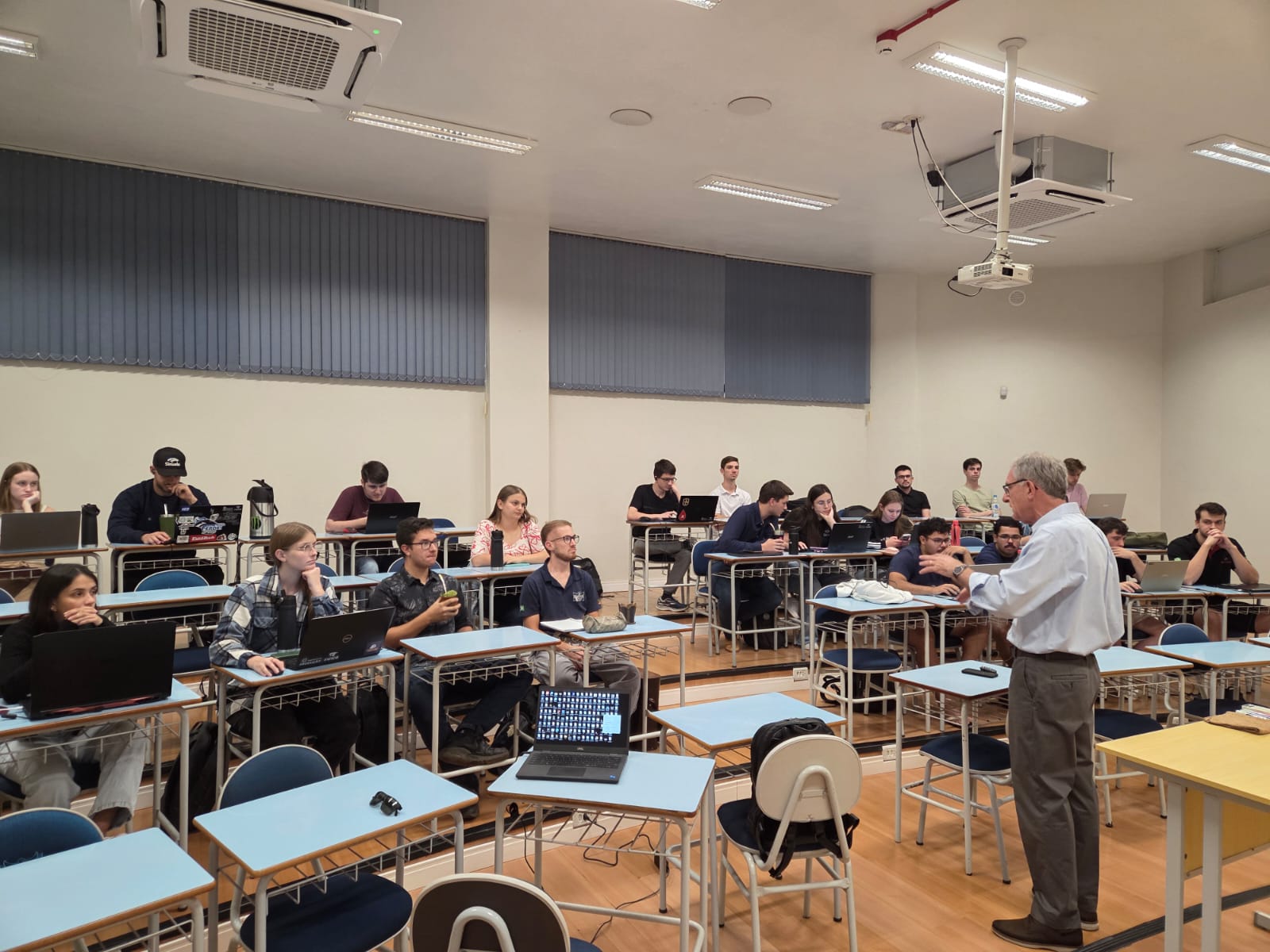 WhatsApp Image 2025 11 06 at 20.25.42